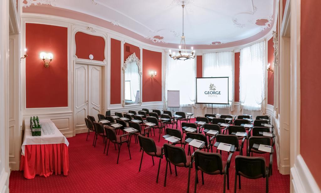 George Hotel Lviv Bagian luar foto