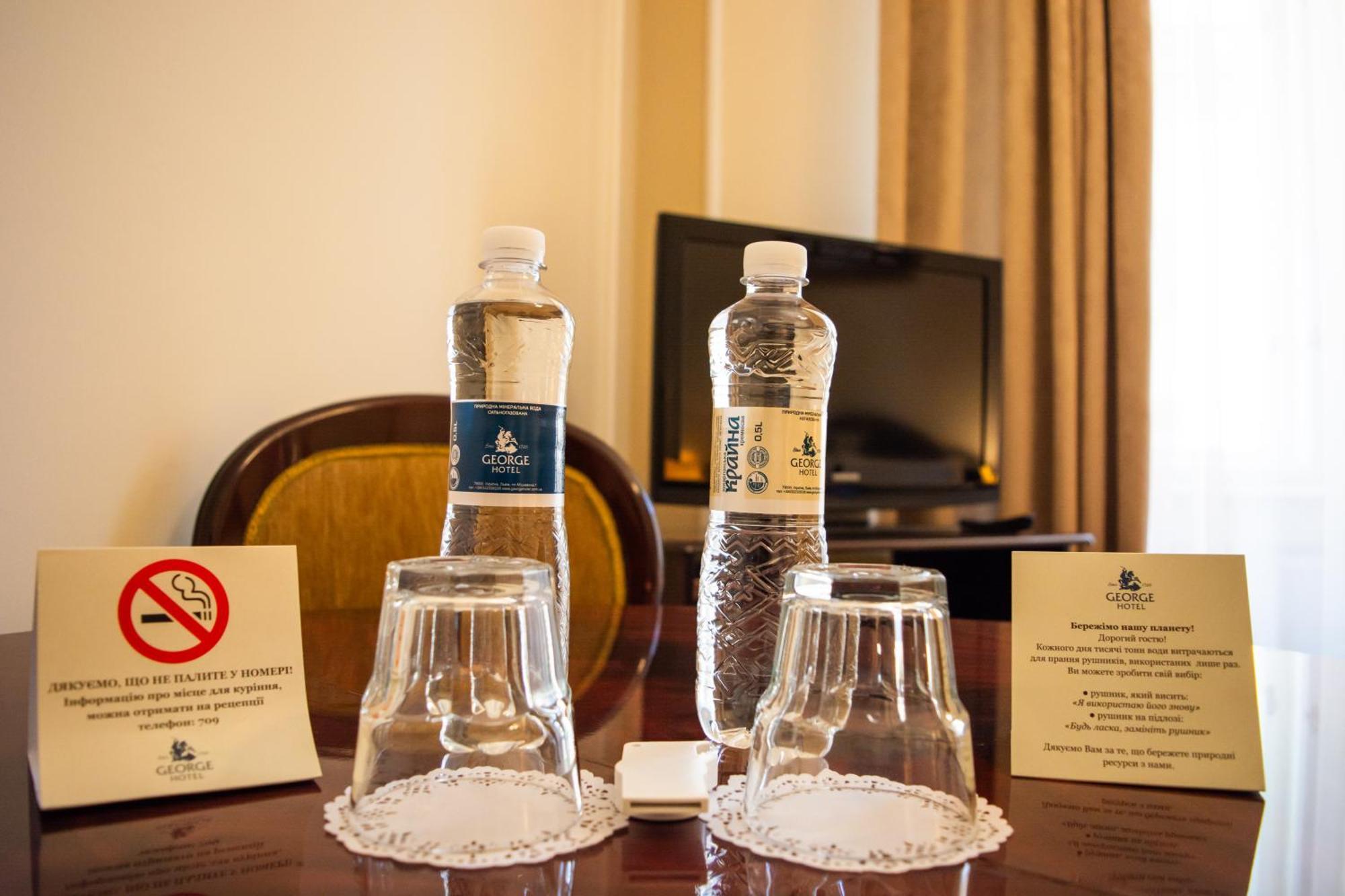 George Hotel Lviv Bagian luar foto