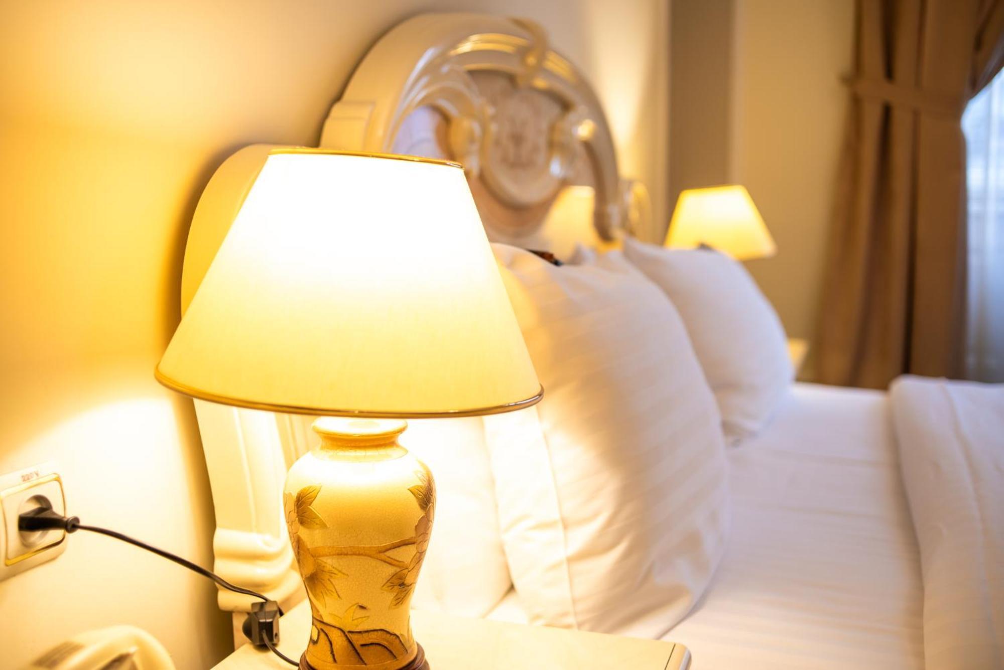 George Hotel Lviv Bagian luar foto