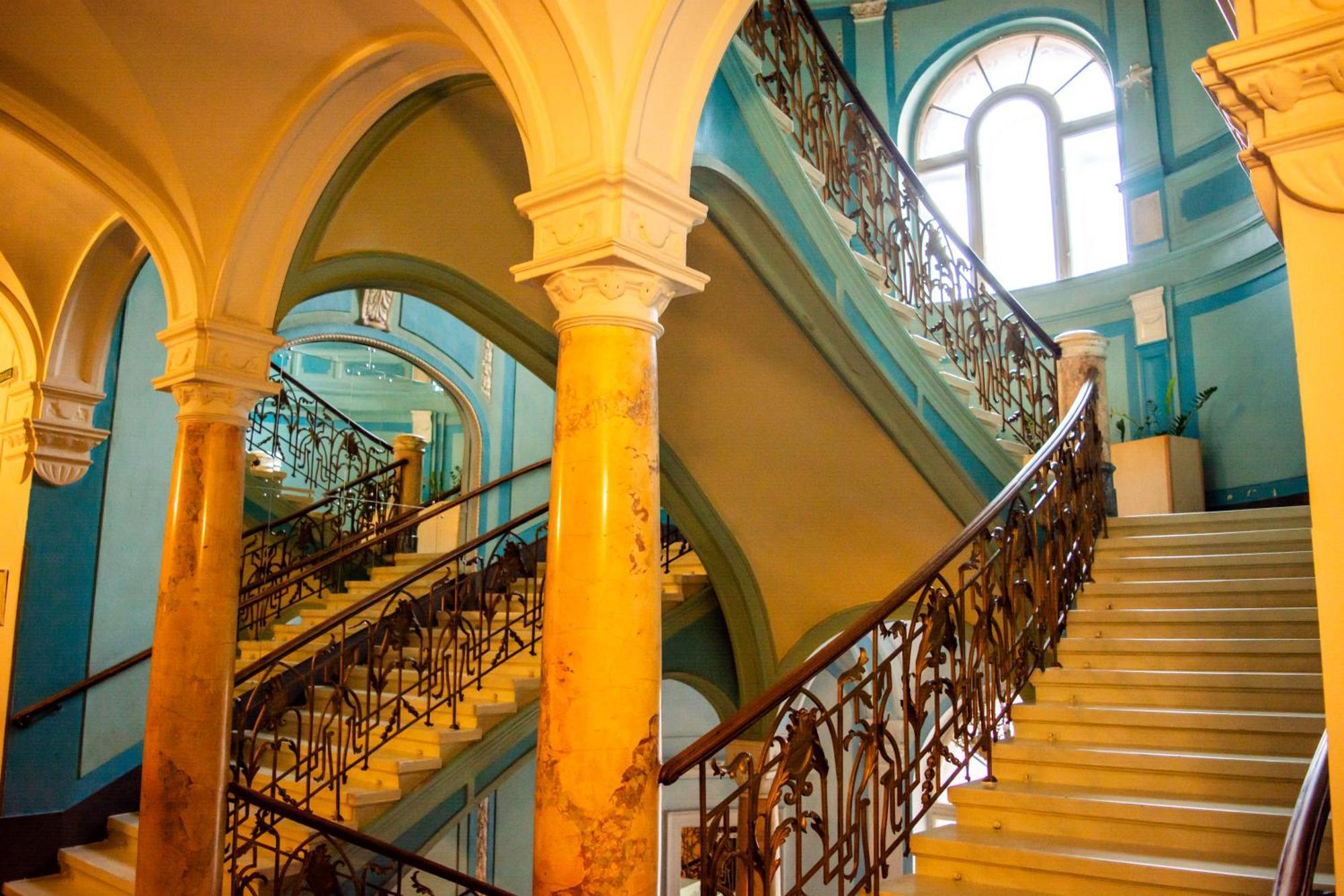George Hotel Lviv Bagian luar foto