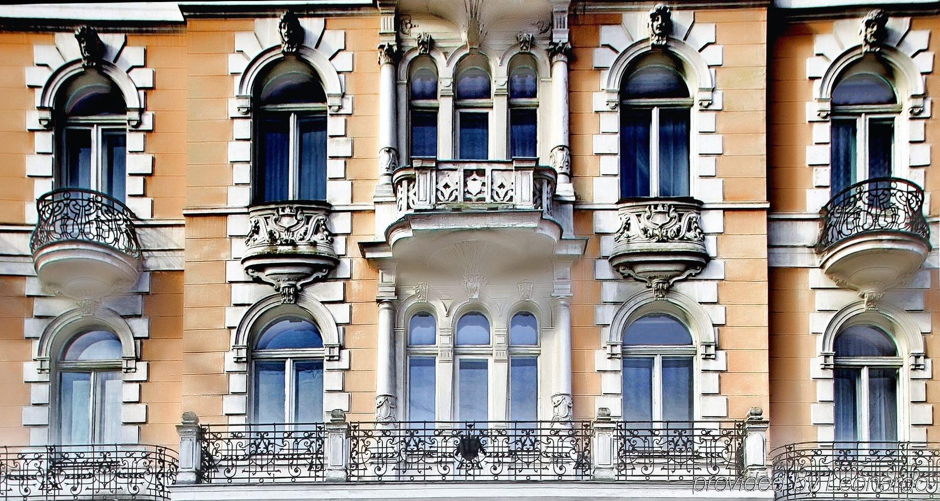 George Hotel Lviv Bagian luar foto