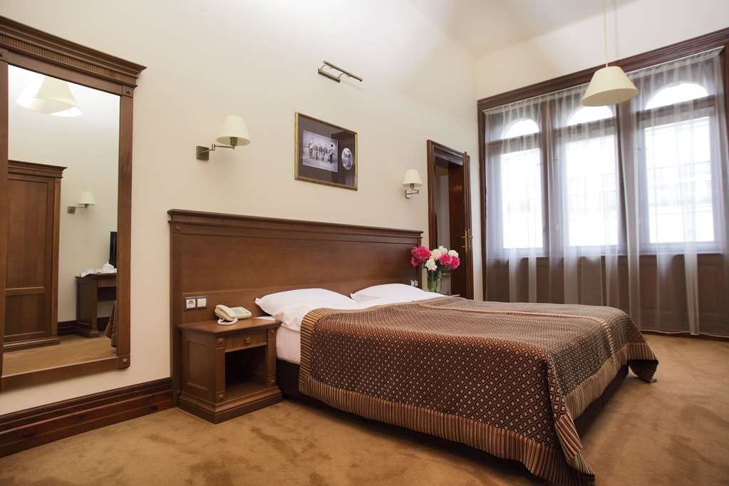 George Hotel Lviv Ruang foto