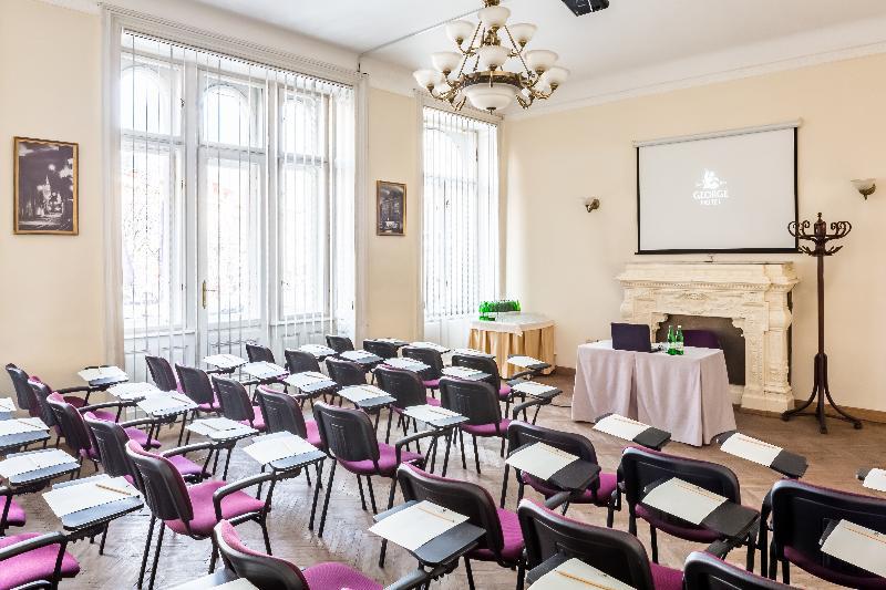 George Hotel Lviv Bagian luar foto
