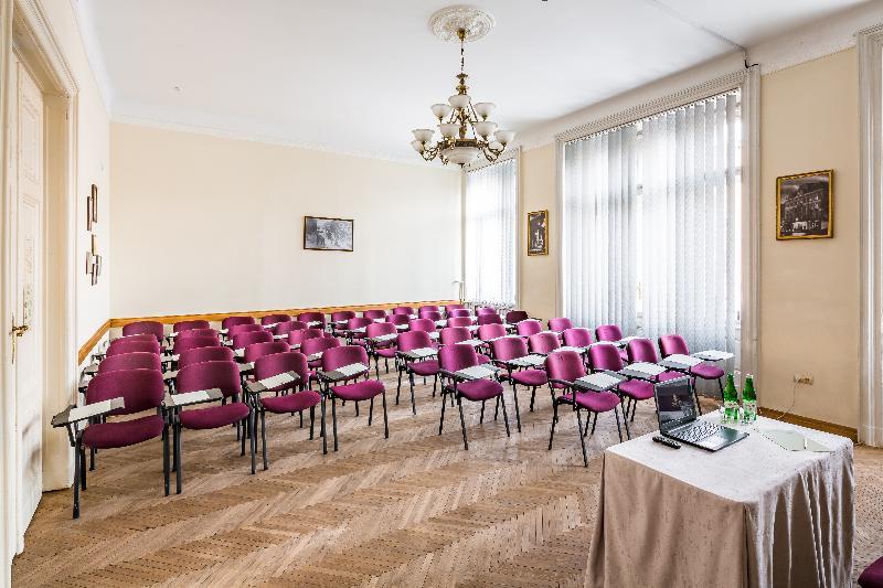 George Hotel Lviv Bagian luar foto