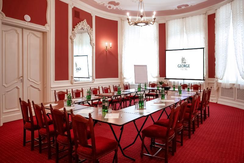 George Hotel Lviv Bagian luar foto