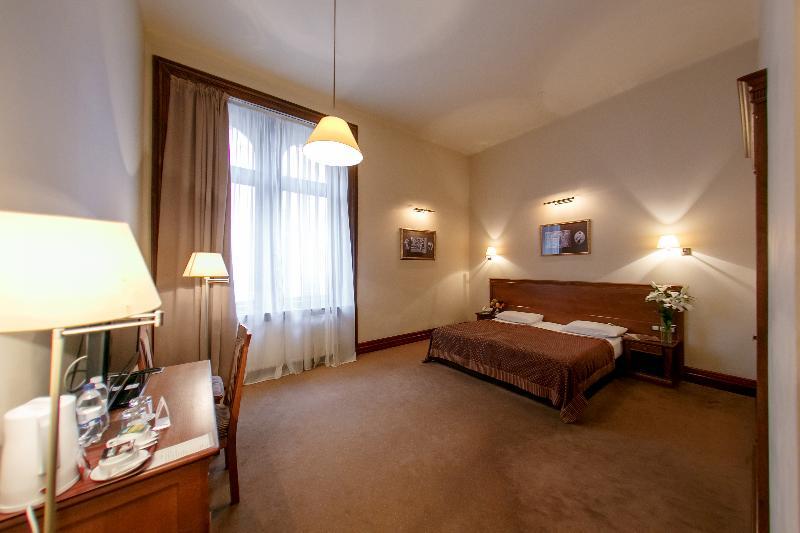 George Hotel Lviv Bagian luar foto